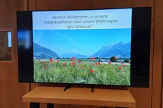Vernissage "Fotos, die die Welt bedeuten" von Sandra und Roman Joseph, Igis. Organisiert durch LandquartKultur, Landquart (Graubünden)